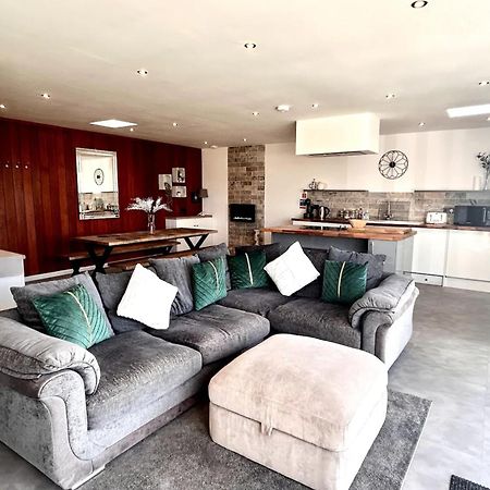Clover Cottage Beeley Buitenkant foto